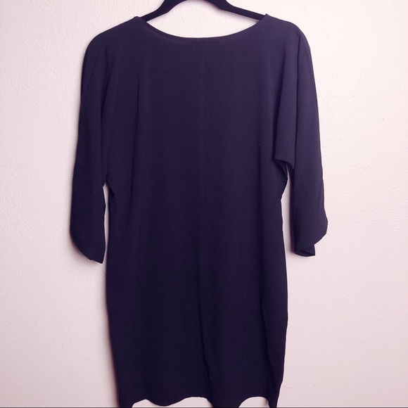 Black Dress - Picture 2 of 4